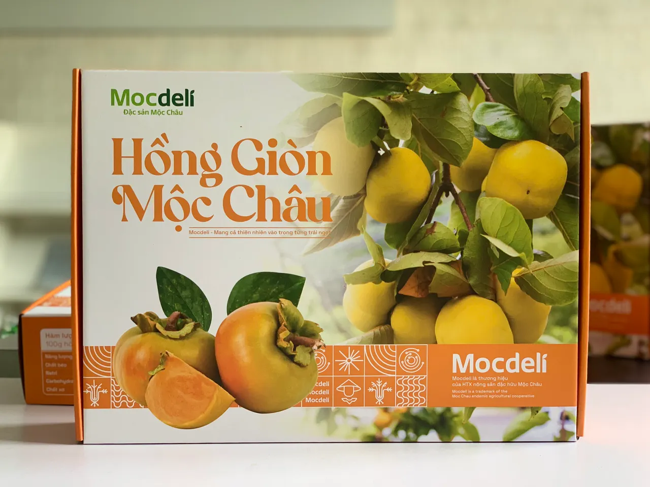 Hộp hồng Mộc Châu đóng gói làm quà biếu cuối năm