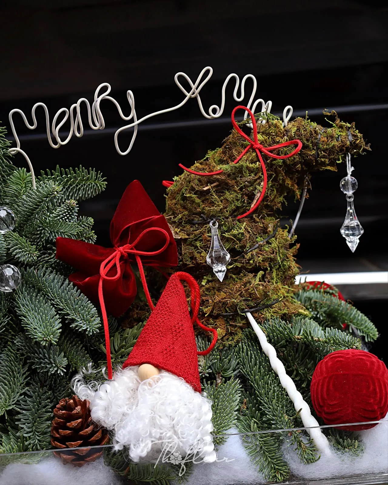 Ngôi nhà hoa Christmas 02