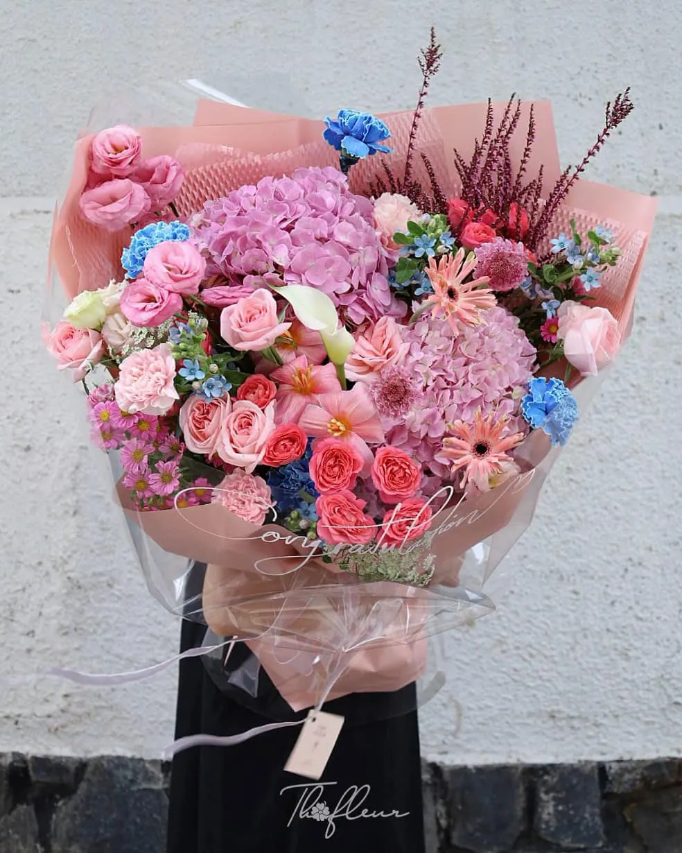 Bó hoa cẩm tú cầu 10