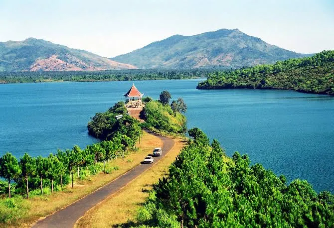 Phong cảnh thiên nhiên hùng vĩ tại Gia Lai với núi đồi bạt ngàn