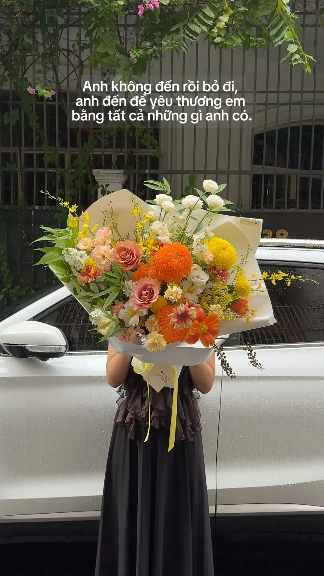 Anh không đến rồi bỏ đi, anh đến để yêu thương em bằng tất cả những gì anh có.

Item: Flower Bouquet
Photo: For our valued customers
_______
𝐓𝐡𝐨̛ 𝐅𝐥𝐞𝐮𝐫 - 𝐀 𝐒𝐲𝐦𝐛𝐨𝐥 𝐎𝐟 𝐋𝐨𝐯𝐞 
▪️GIẢM 5% KHI CHECKIN TẠI SHOP
▪️79 Hồ Văn Huê, Phường Đức Nhuận, TP Hồ Chí Minh
▪️0798080779
▪Instagram @tho_fleur
▪️Tiktok: @thofleur
#thofleur #shophoa #hoatuoi #florist