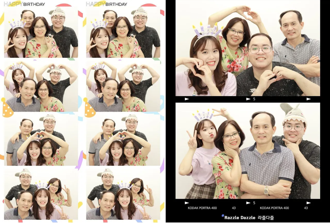 Gia đình vui vẻ chụp photobooth cùng trẻ nhỏ